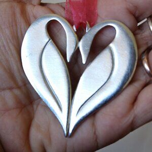Love song birds making heart Kenneth Kantro pewter made USA
